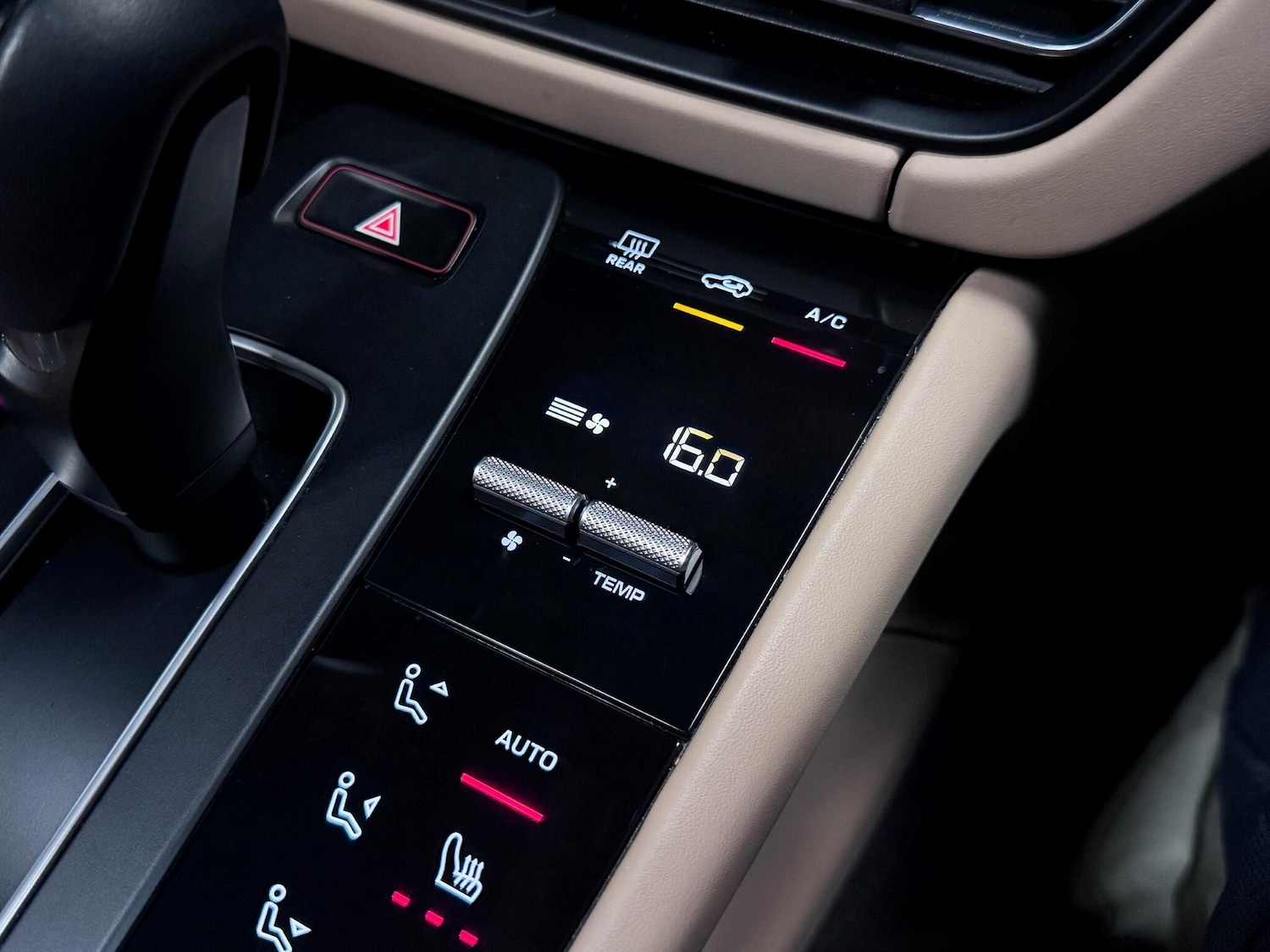 Used Porsche Macan 2022 for sale - 77119844: Photo 36