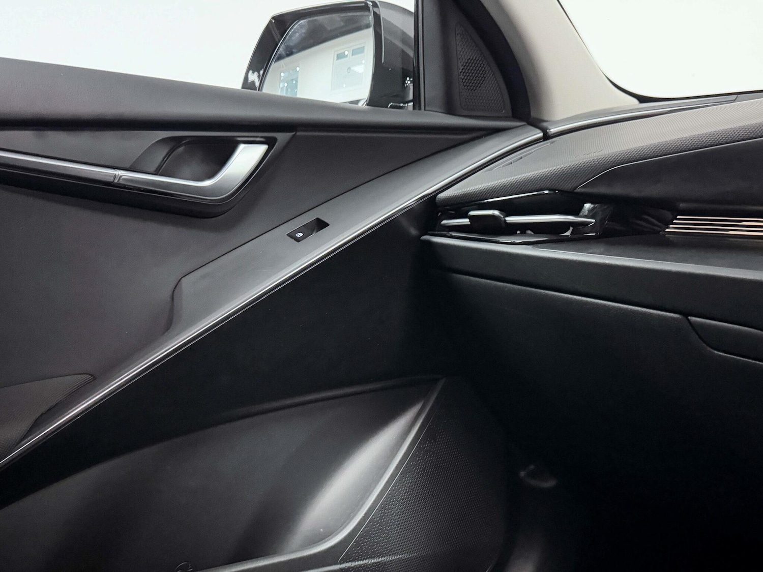 Used Kia Niro 2024 for sale - 75965702: Photo 28