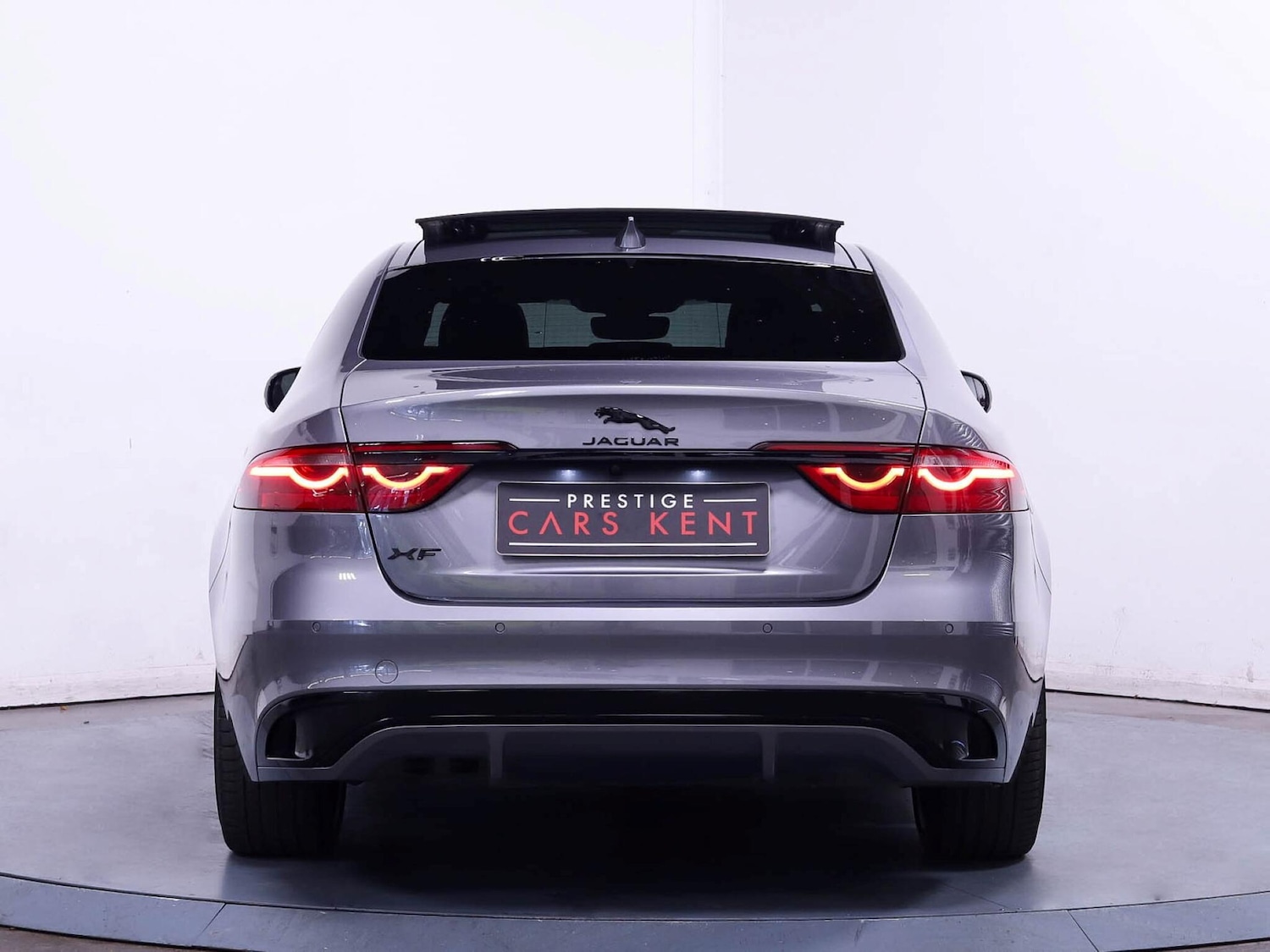 Used Jaguar XF 2023 for sale - 76786396: Photo 11