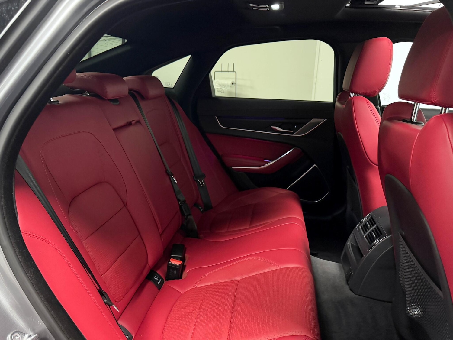 Used Jaguar XF 2023 for sale - 76786396: Photo 23