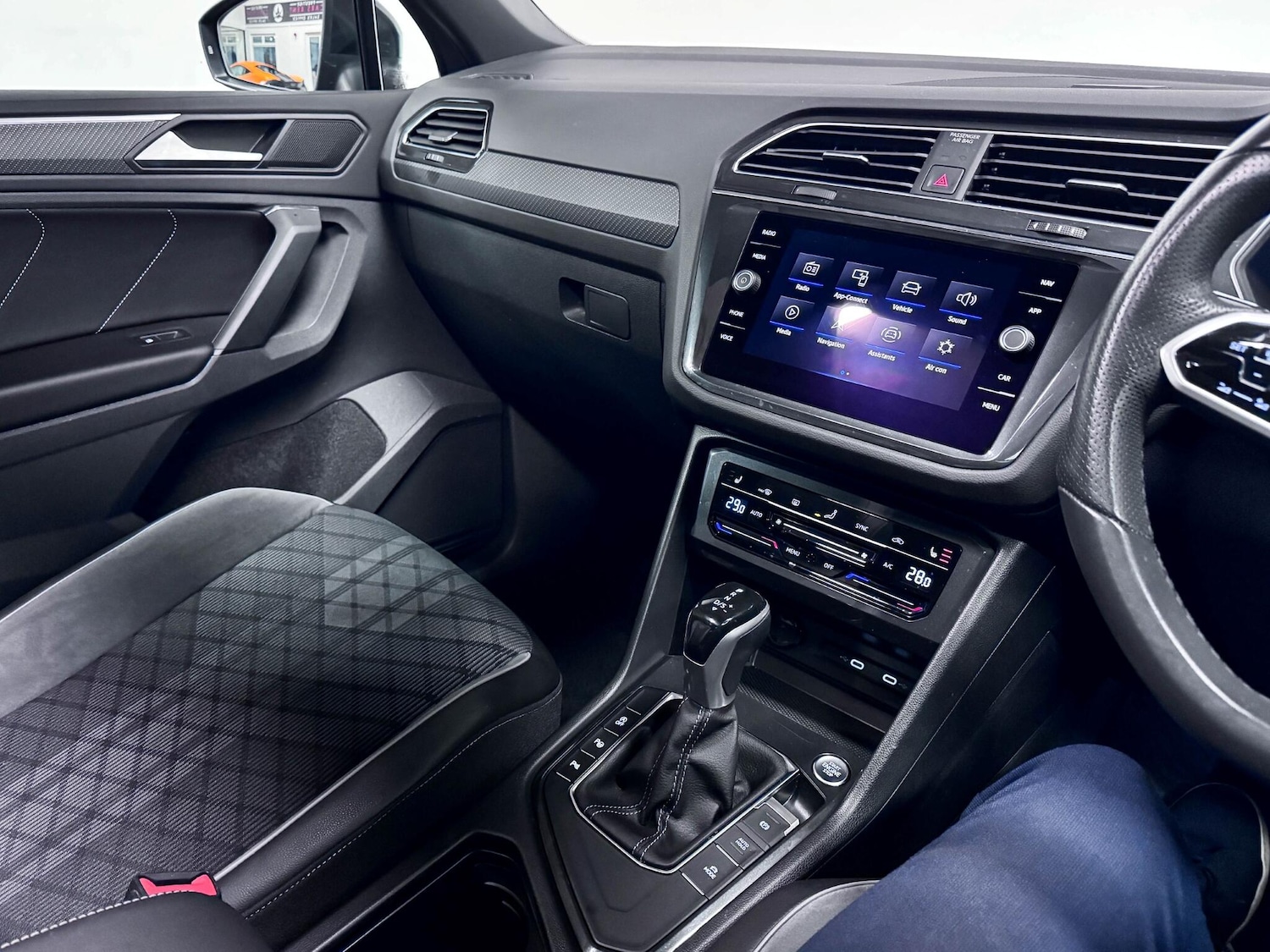 Used Volkswagen Tiguan 2024 for sale - 77074775: Photo 24