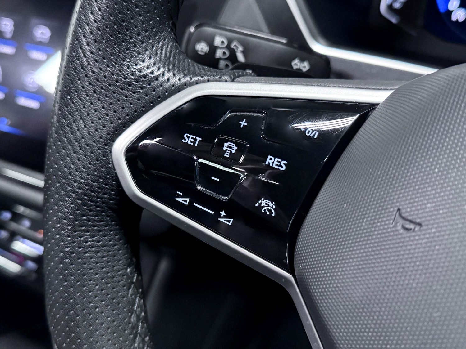 Used Volkswagen Tiguan 2024 for sale - 77074775: Photo 33