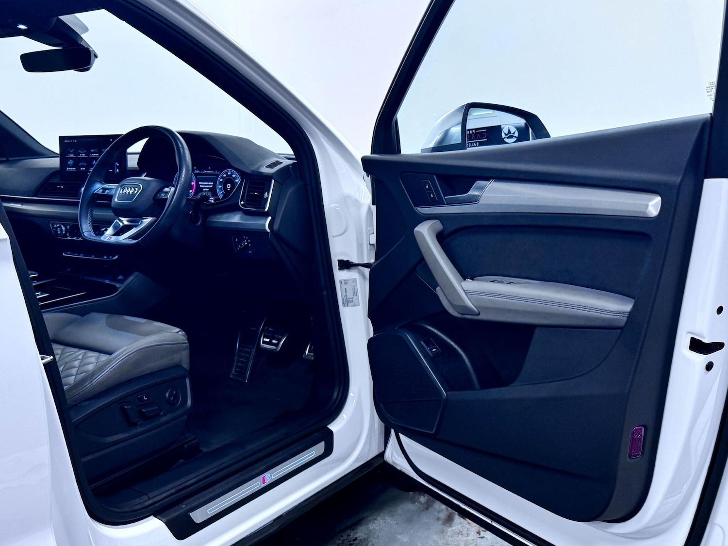 Used Audi SQ5 2023 for sale - 77611872: Photo 16