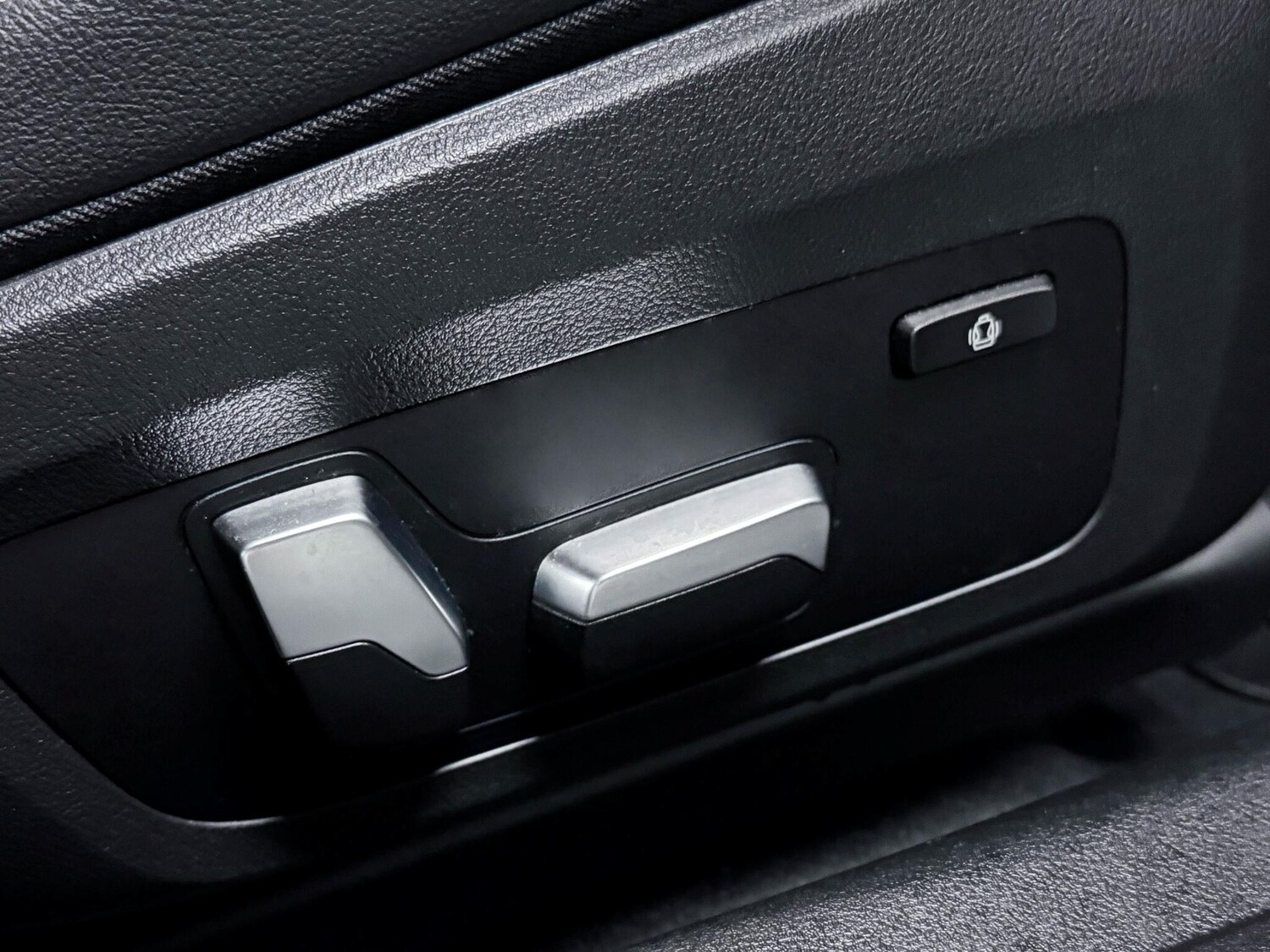 Used BMW i4 2023 for sale - 77131109: Photo 19