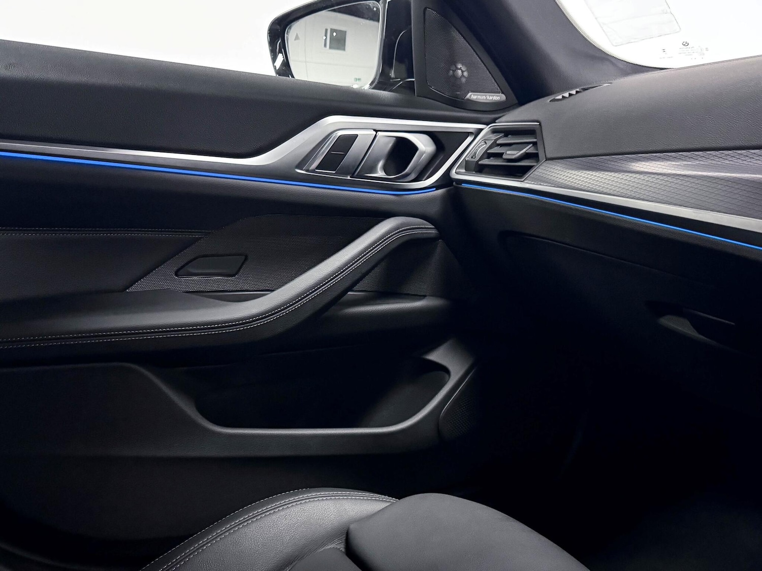 Used BMW i4 2023 for sale - 77131109: Photo 29