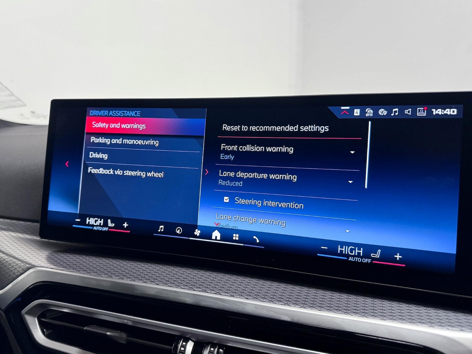 Used BMW i4 2023 for sale - 77131109: Photo 46