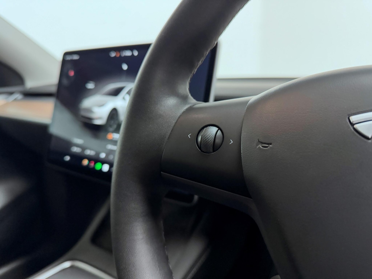Used Tesla Model Y 2022 for sale - 76032534: Photo 28