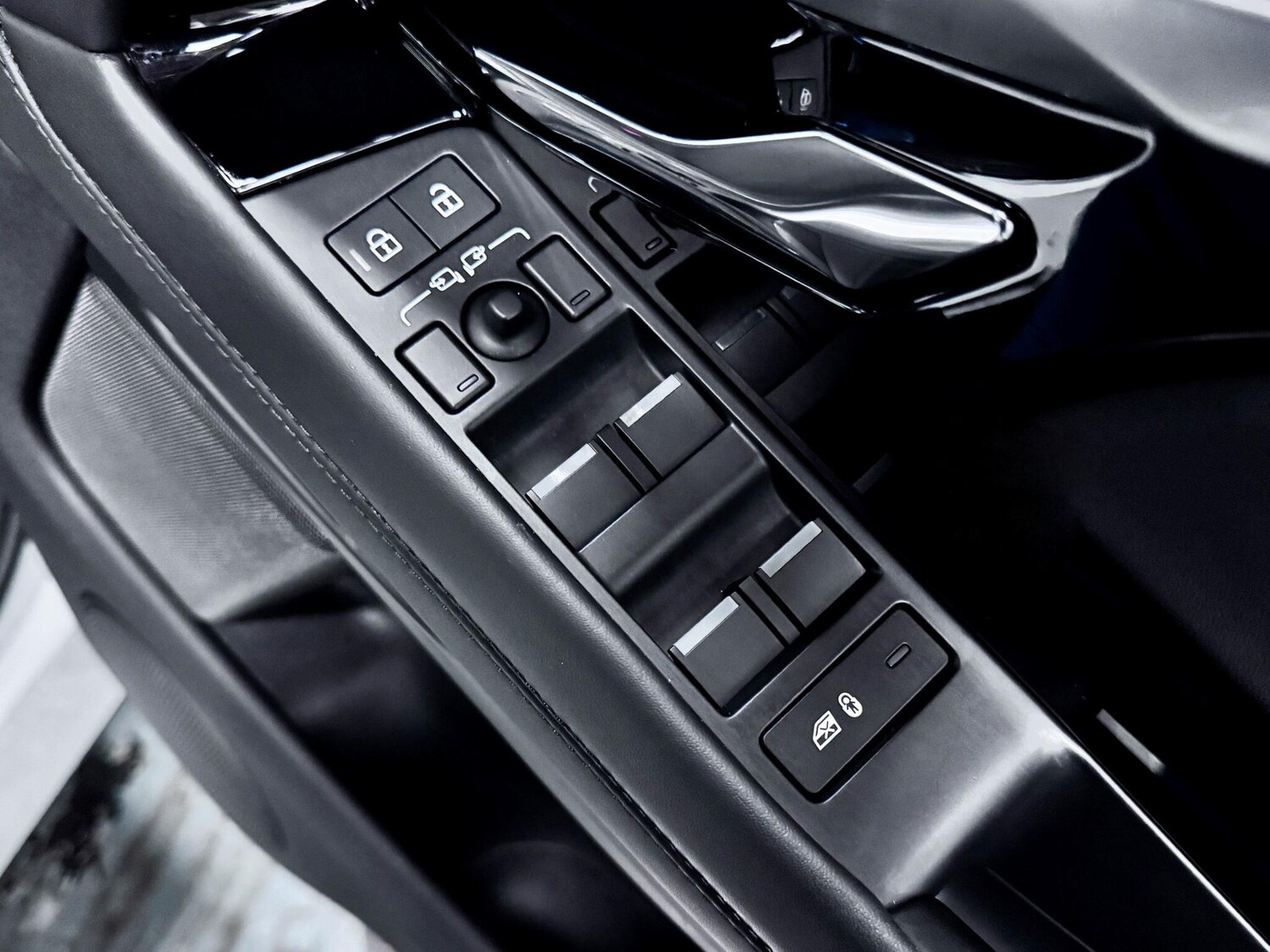 Used Land Rover Range Rover Evoque 2023 for sale - 77412089: Photo 17