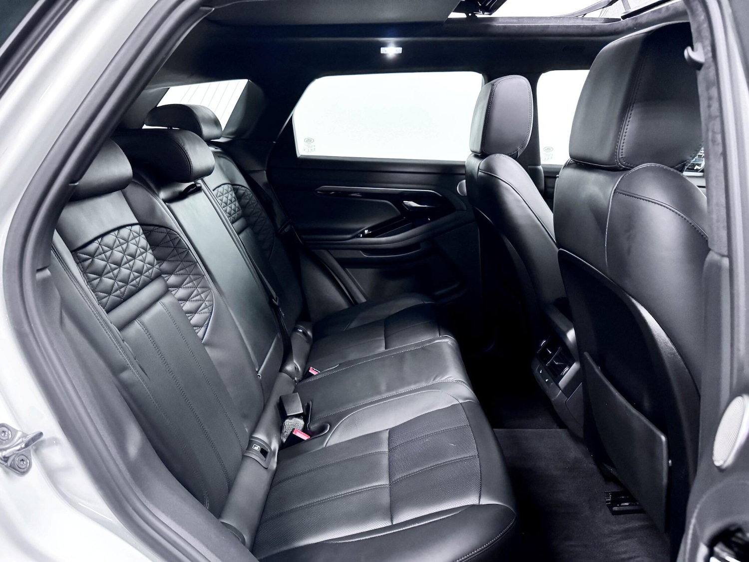 Used Land Rover Range Rover Evoque 2023 for sale - 77412089: Photo 26