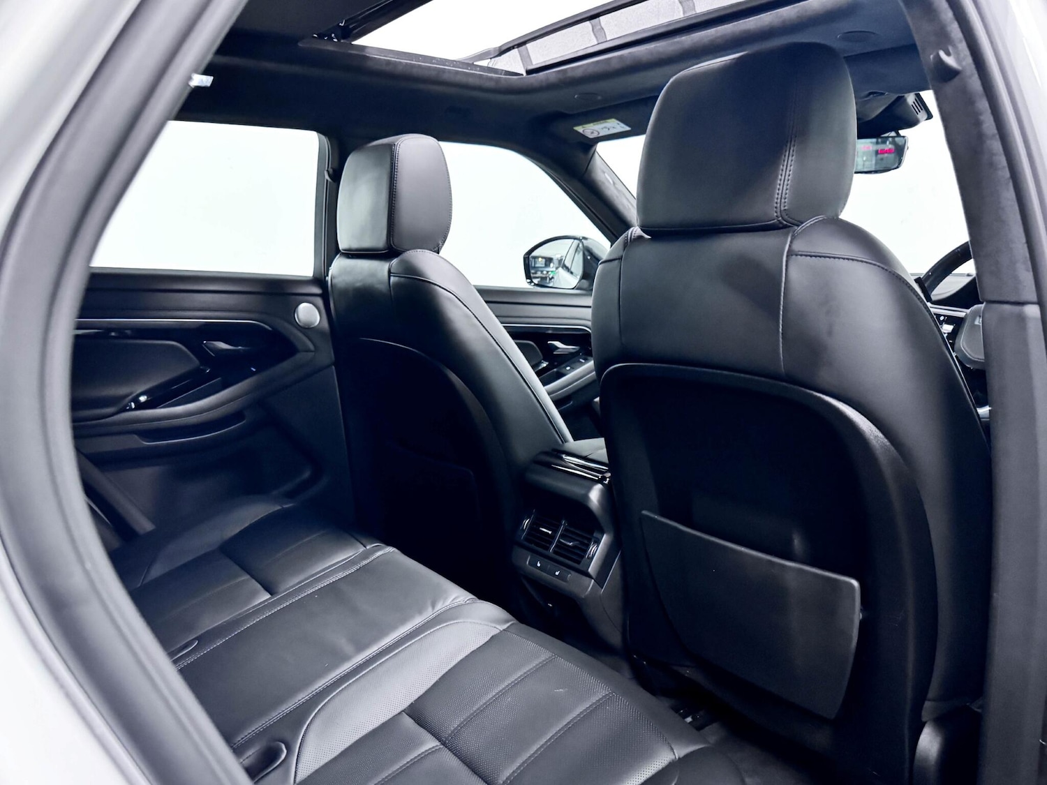 Used Land Rover Range Rover Evoque 2023 for sale - 77412089: Photo 27