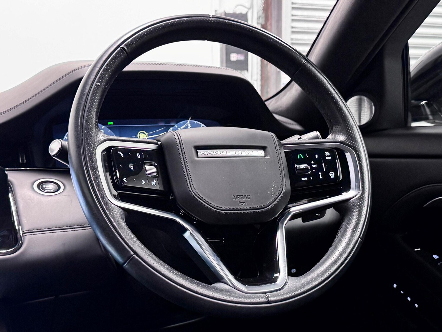 Used Land Rover Range Rover Evoque 2023 for sale - 77412089: Photo 39