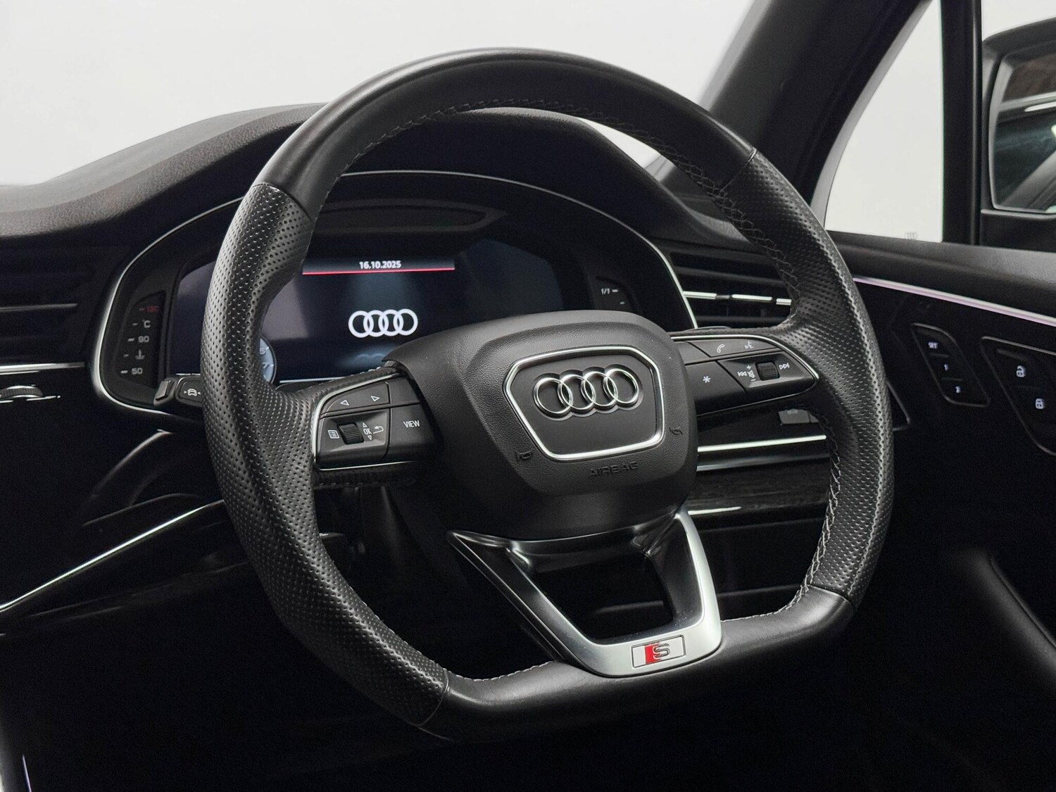 Used Audi Q7 2022 for sale - 76284313: Photo 39