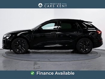 Used Audi Q8 e-tron 2023 for sale - 78492328: Photo