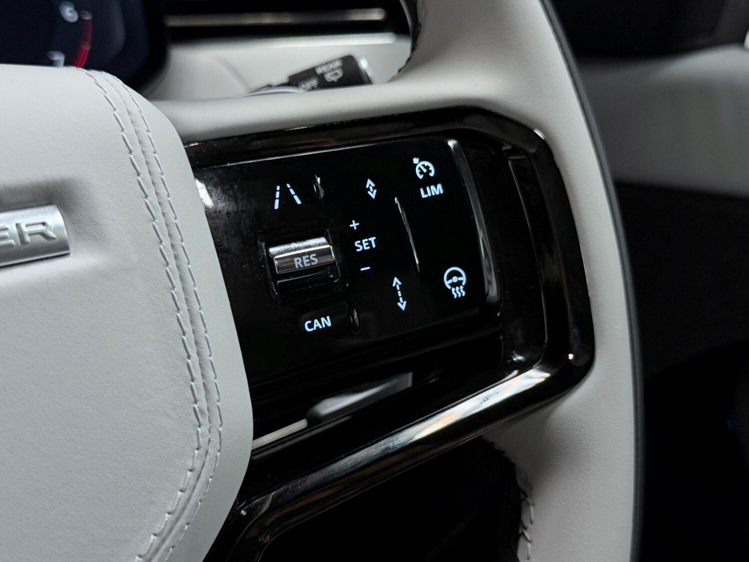 Used Land Rover Range Rover Sport for sale - 77753084: Photo 39