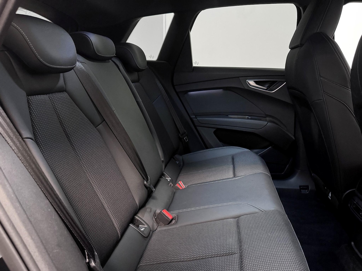 Used Audi Q4 e-tron 2023 for sale - 76607341: Photo 26