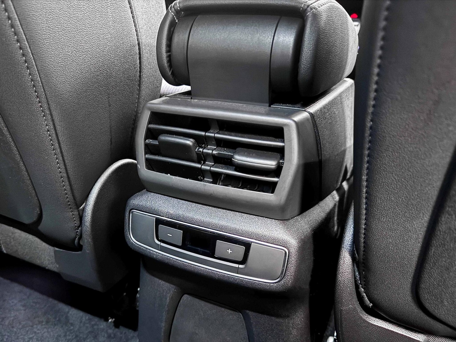 Used Audi Q4 e-tron 2023 for sale - 76607341: Photo 27