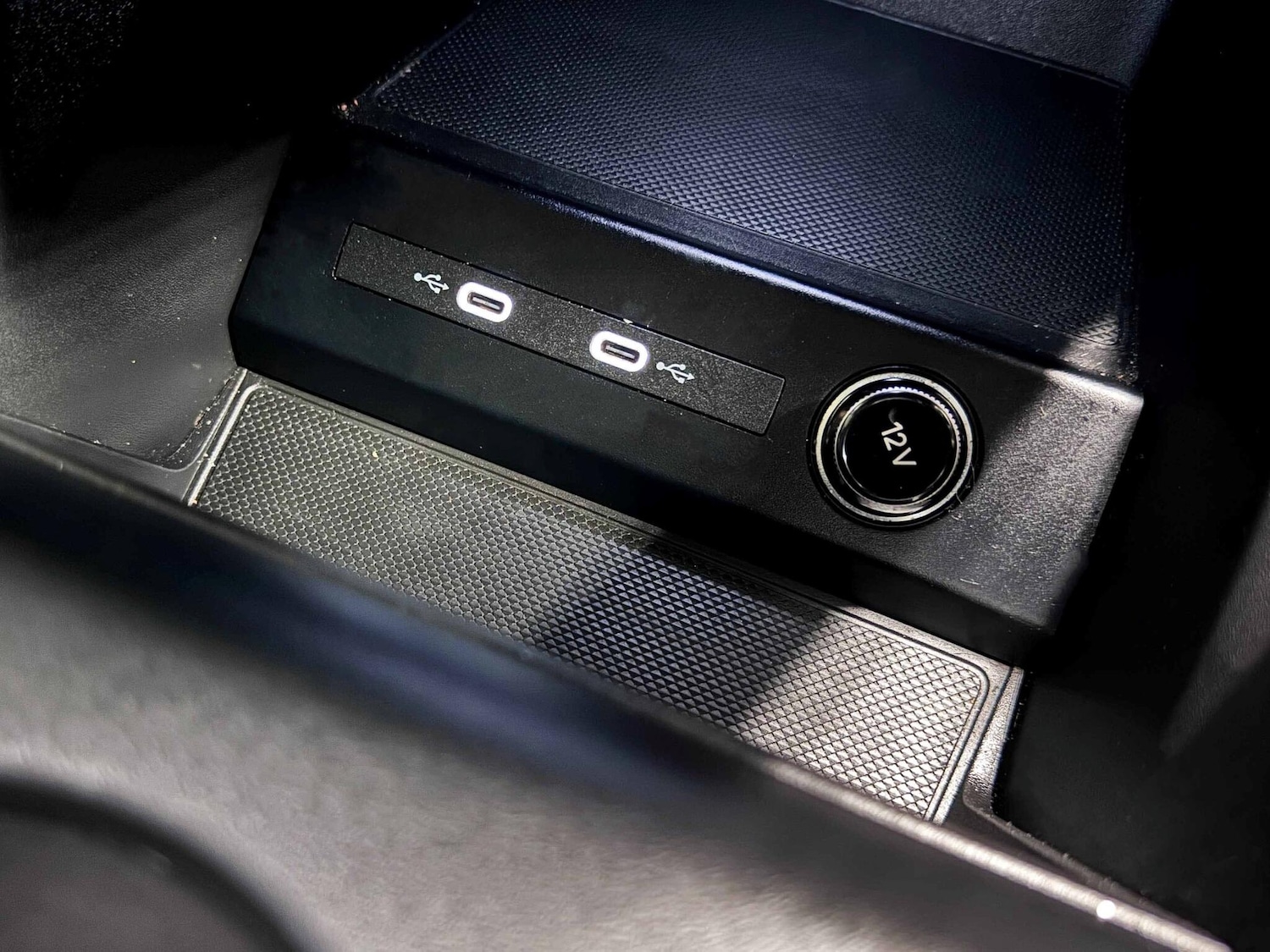 Used Audi Q4 e-tron 2023 for sale - 76607341: Photo 31