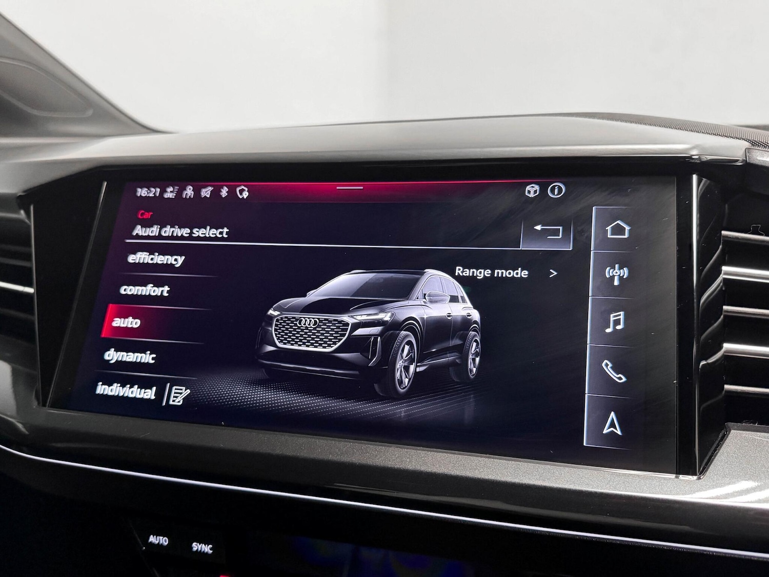 Used Audi Q4 e-tron 2023 for sale - 76607341: Photo 48