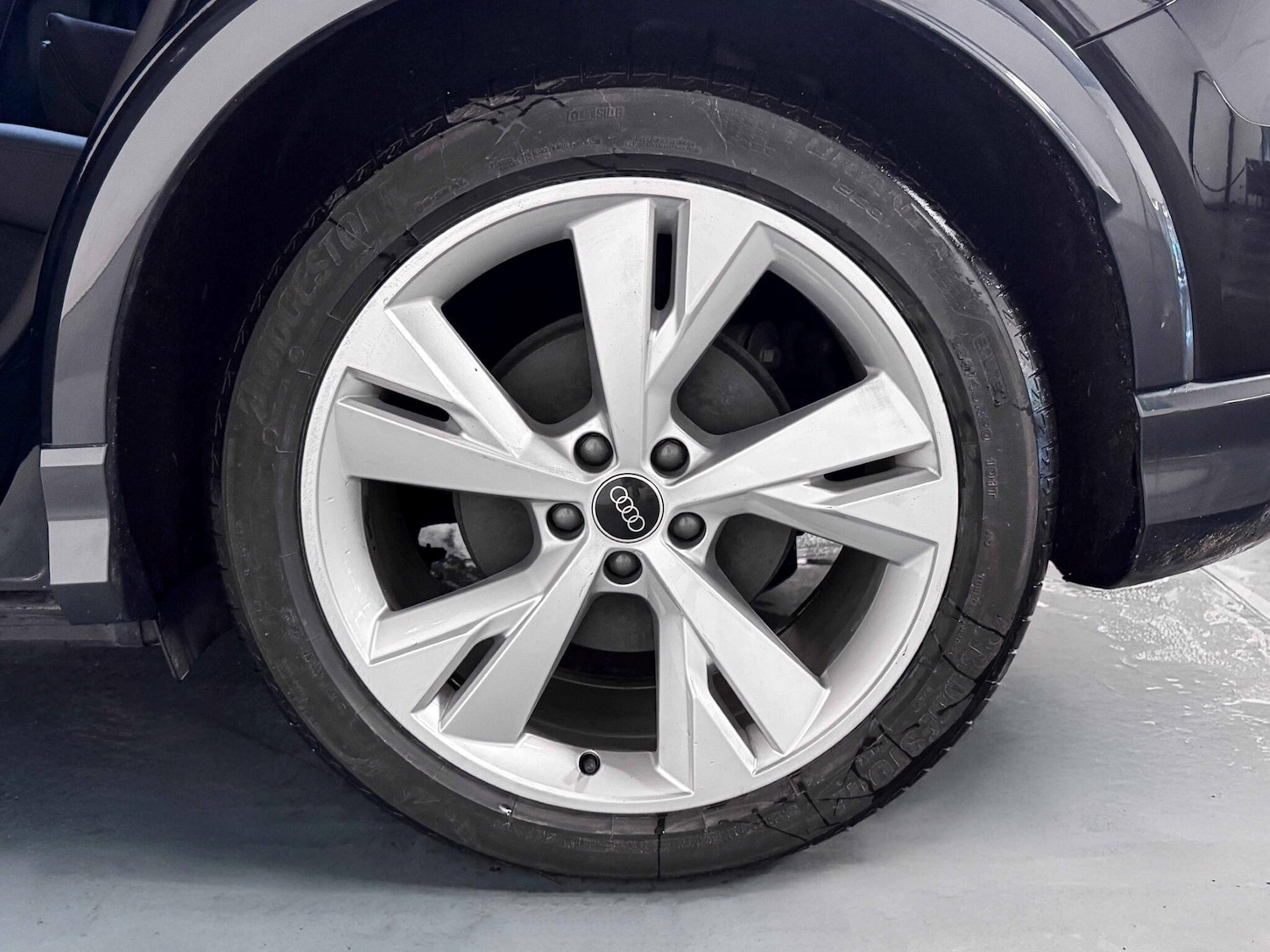 Used Audi Q4 e-tron 2023 for sale - 76607341: Photo 57