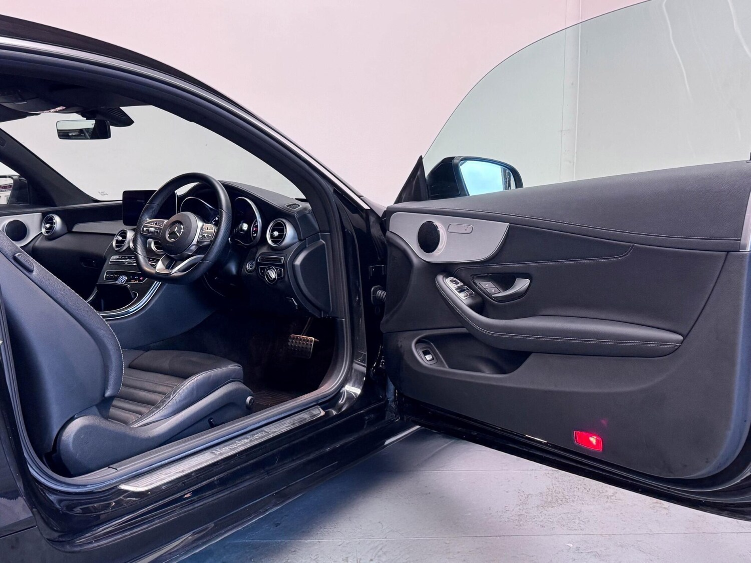 Used Mercedes-Benz C Class 2022 for sale - 76913533: Photo 13