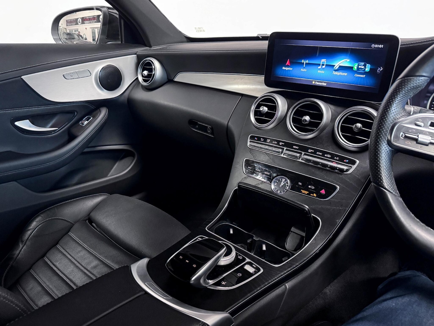 Used Mercedes-Benz C Class 2022 for sale - 76913533: Photo 24