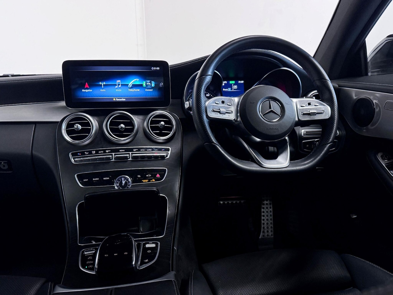 Used Mercedes-Benz C Class 2022 for sale - 76913533: Photo 31