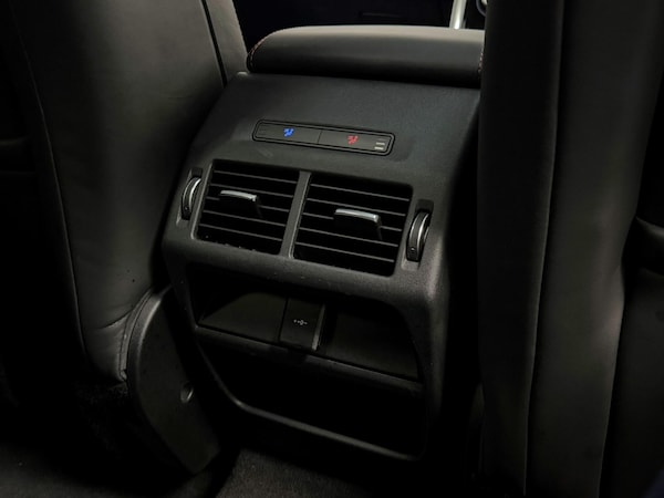 Used Land Rover Discovery Sport 2021 for sale - 76226847: Photo 31