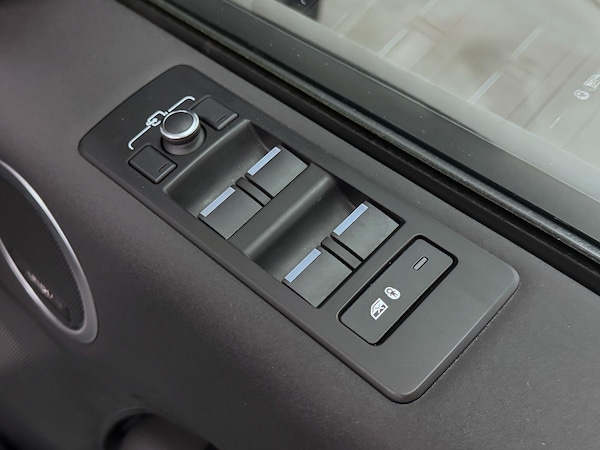 Used Land Rover Discovery 2020 for sale - 76166316: Photo 21