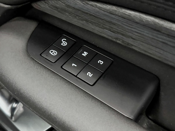 Used Land Rover Discovery 2020 for sale - 76166316: Photo 23