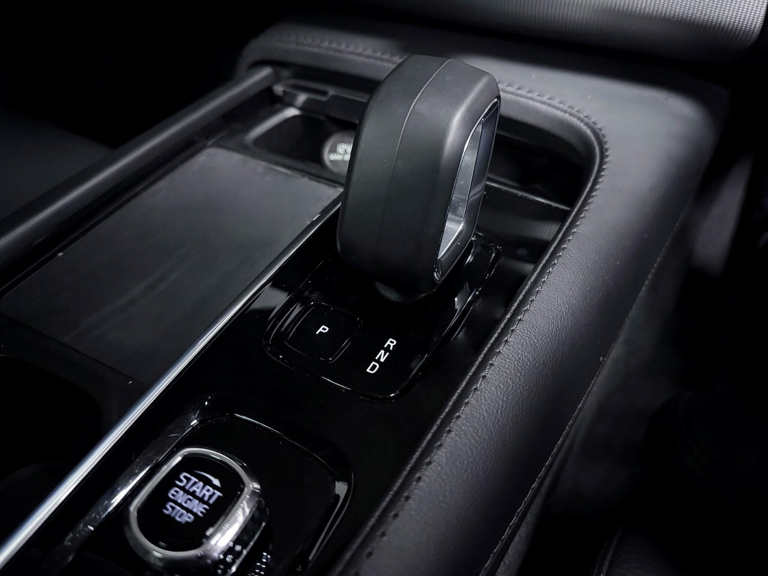 Used Volvo XC90 2023 for sale - 76772171: Photo 32