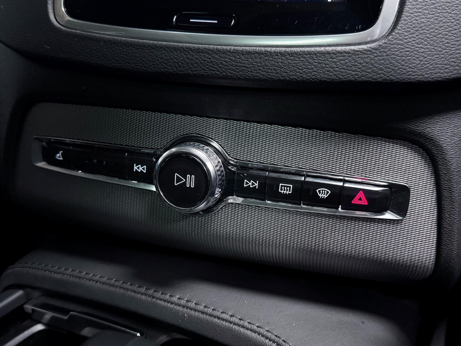 Used Volvo XC90 2023 for sale - 76772171: Photo 34