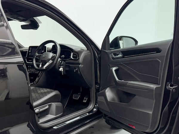 Used Volkswagen T-Roc 2022 for sale - 76000596: Photo 11