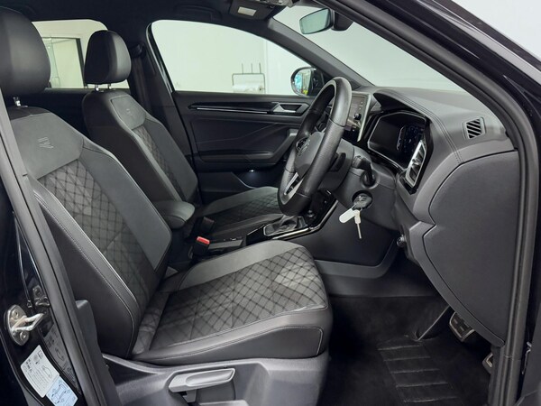 Used Volkswagen T-Roc 2022 for sale - 76000596: Photo 17