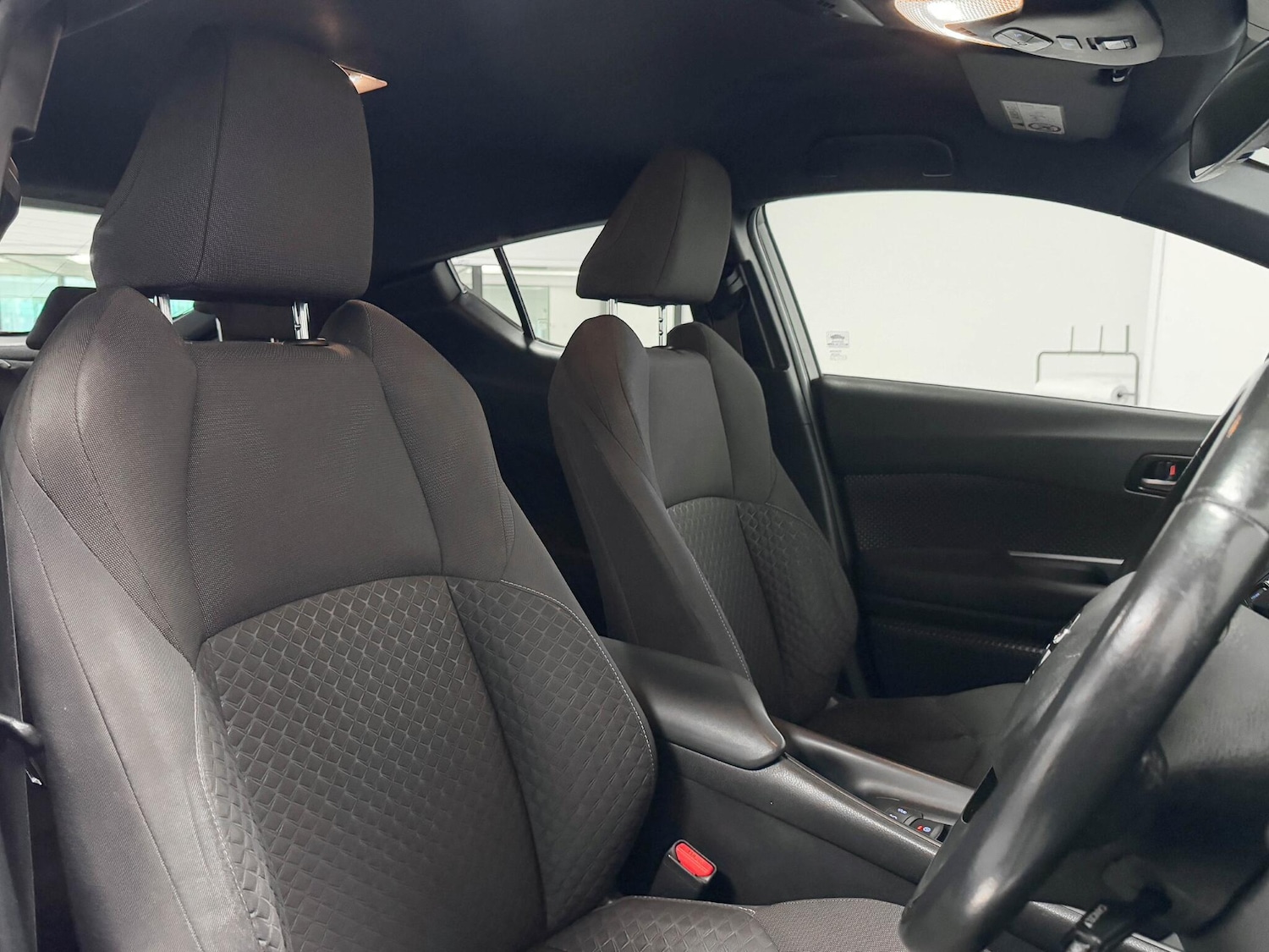 Used Toyota C-HR 2021 for sale - 78020217: Photo 22