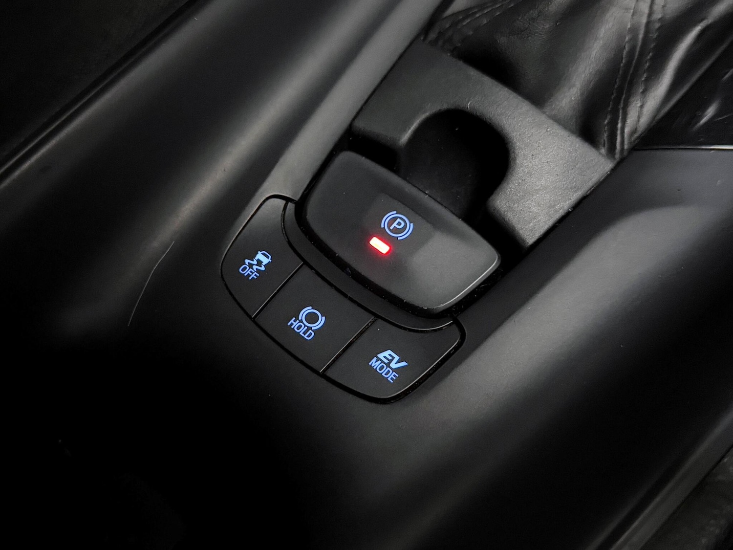 Used Toyota C-HR 2021 for sale - 78020217: Photo 28