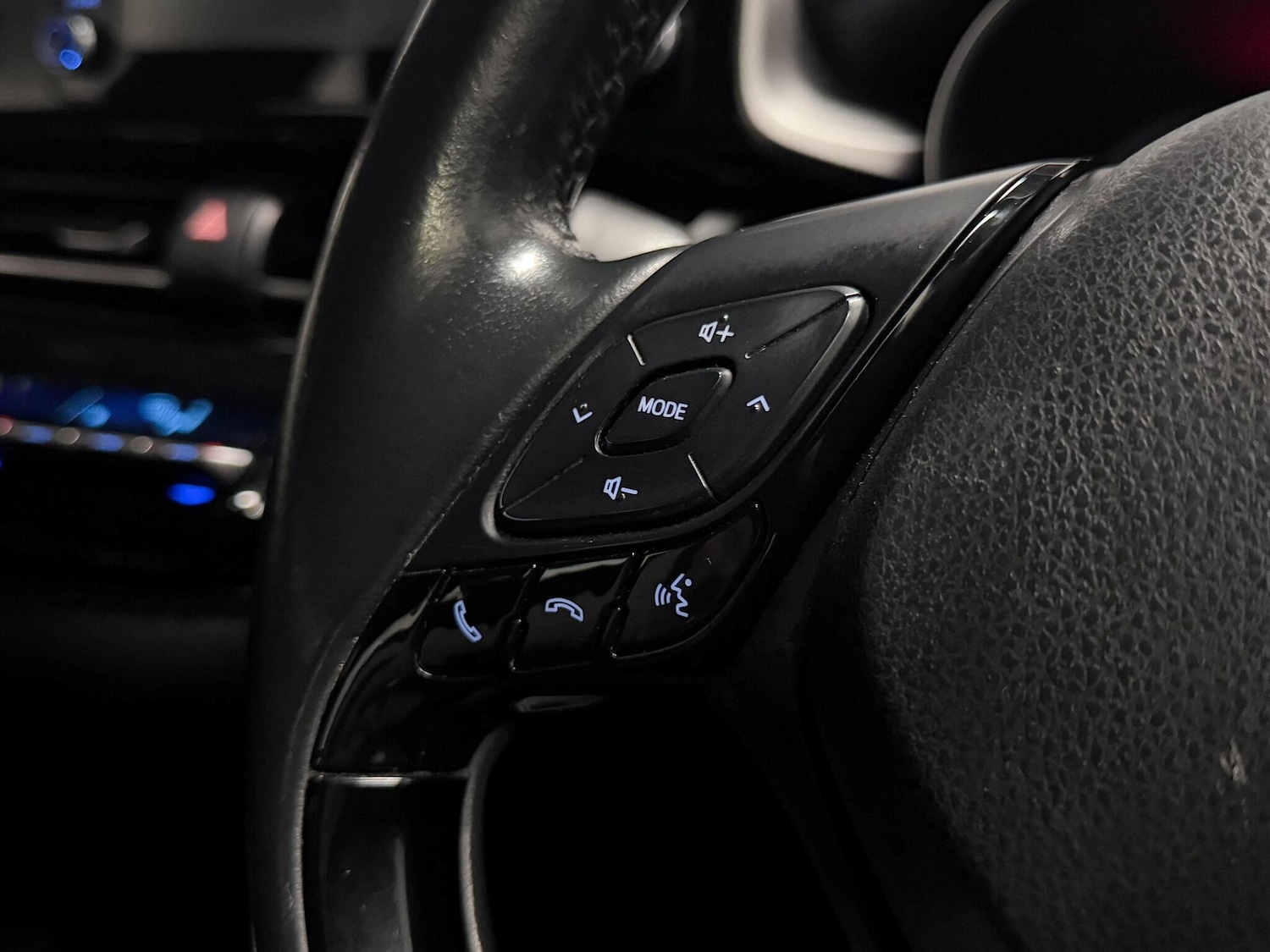 Used Toyota C-HR 2021 for sale - 78020217: Photo 33