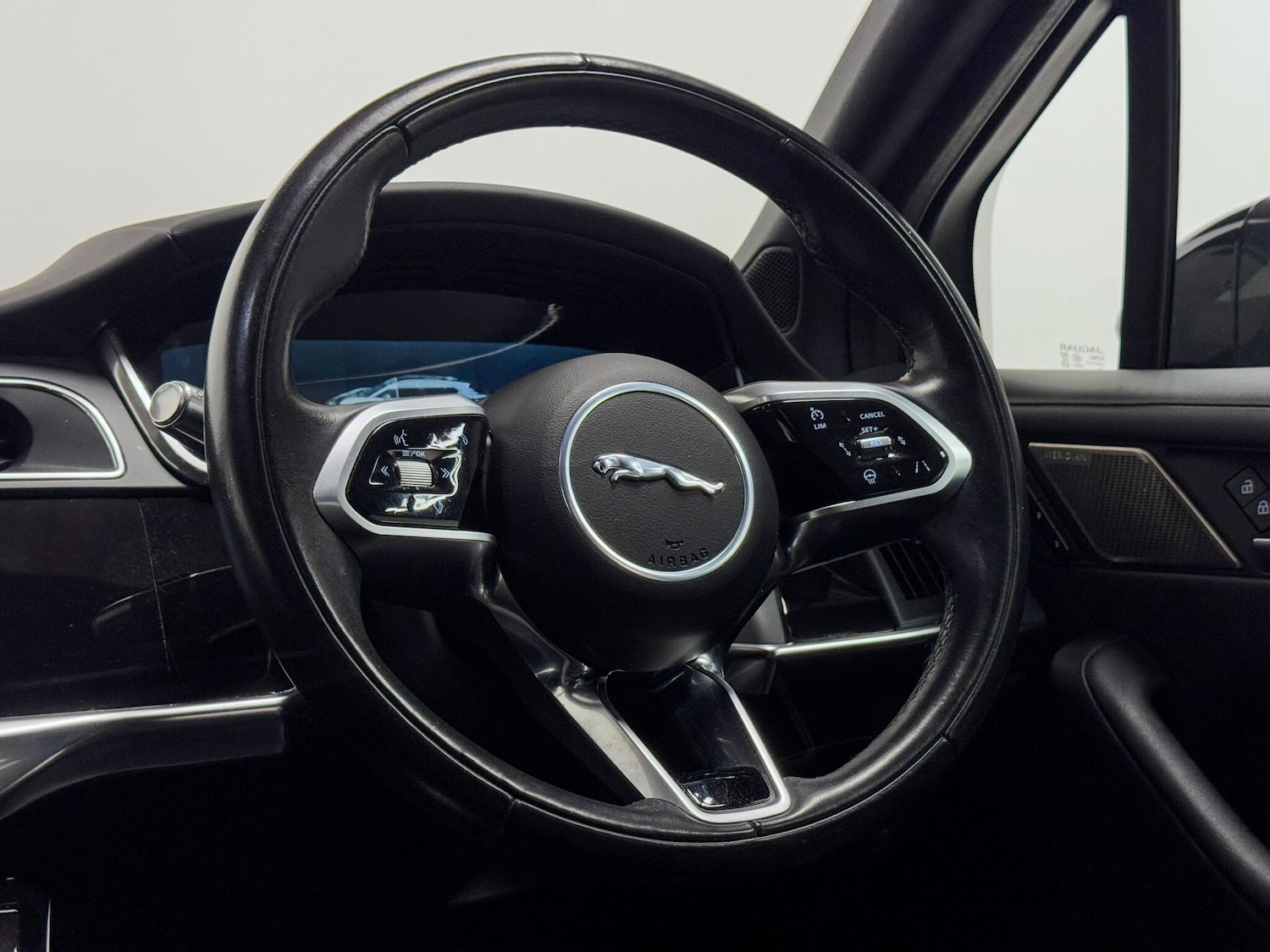 Used Jaguar I-Pace 2022 for sale - 76689438: Photo 33