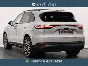 Used Porsche Cayenne 2022 for sale - 79465299: Photo