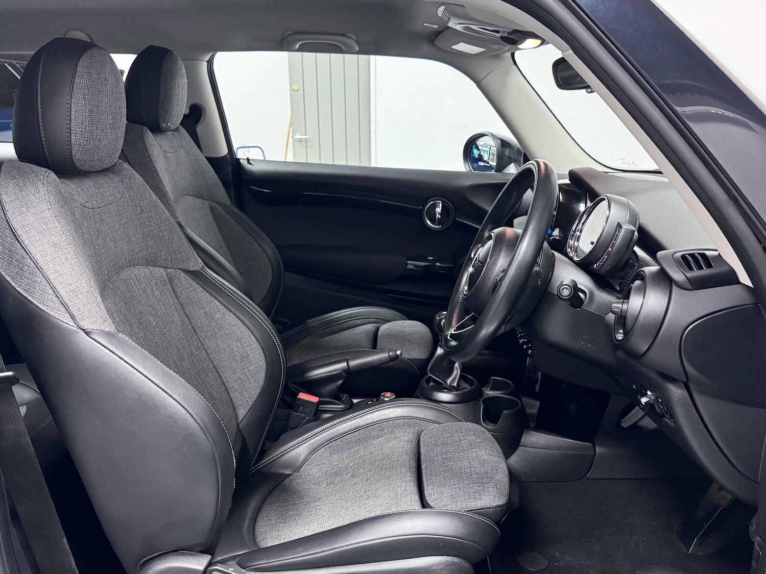 Used MINI Hatch 2018 for sale - 77120256: Photo 18