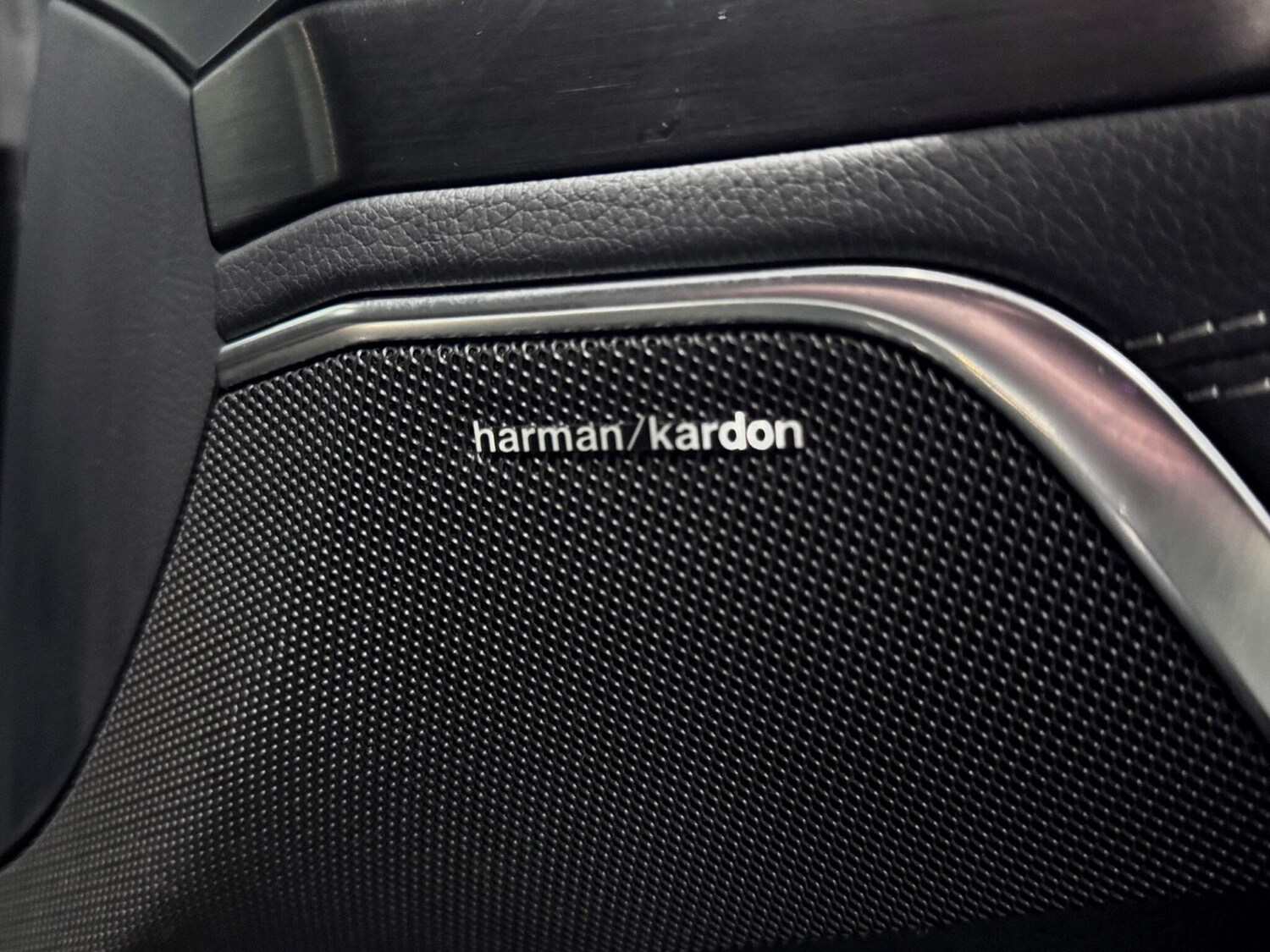 Used Mercedes-Benz SL 2019 for sale - 77575005: Photo 33