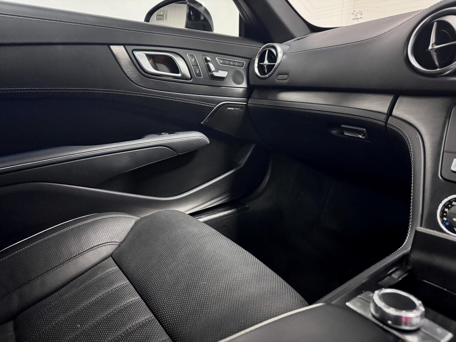 Used Mercedes-Benz SL 2019 for sale - 77575005: Photo 42