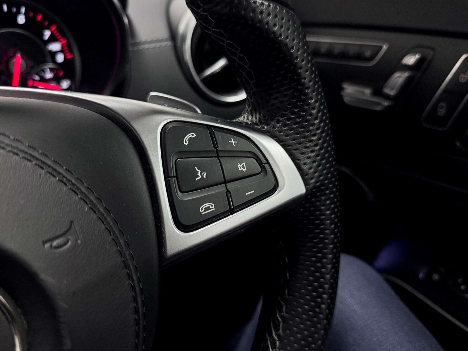 Used Mercedes-Benz SL 2019 for sale - 77575005: Photo 57