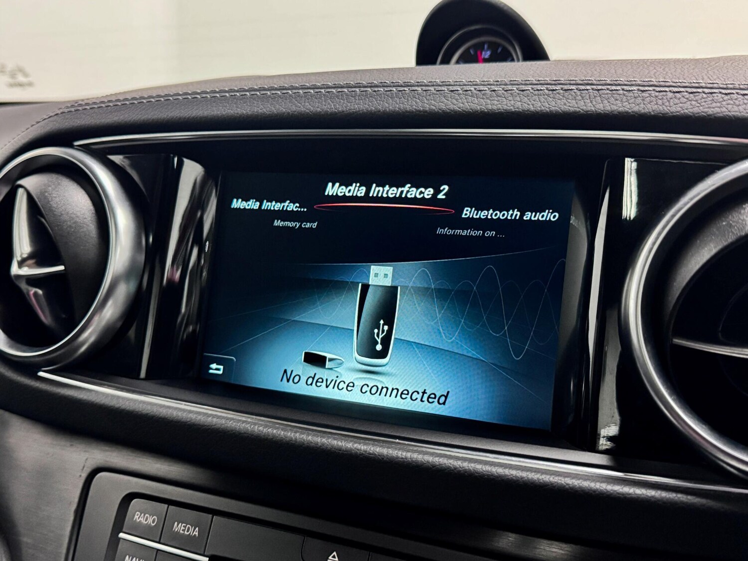 Used Mercedes-Benz SL 2019 for sale - 77575005: Photo 64