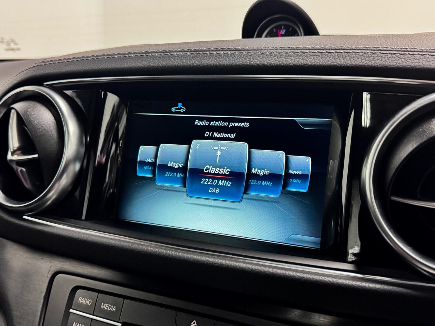 Used Mercedes-Benz SL 2019 for sale - 77575005: Photo 66