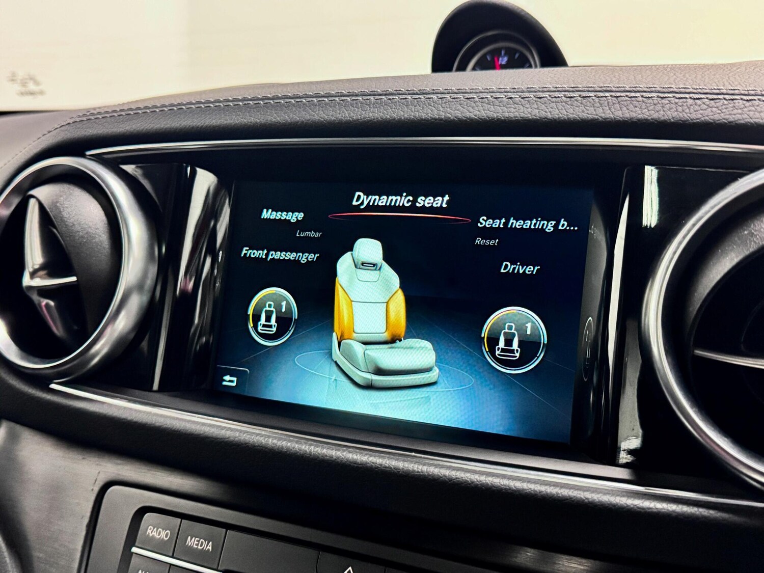 Used Mercedes-Benz SL 2019 for sale - 77575005: Photo 70