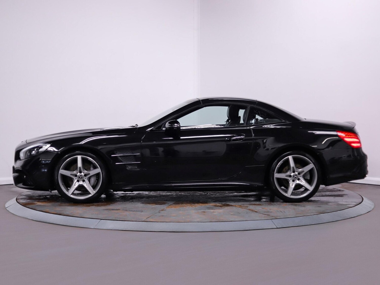 Used Mercedes-Benz SL 2019 for sale - 77575005: Photo 9