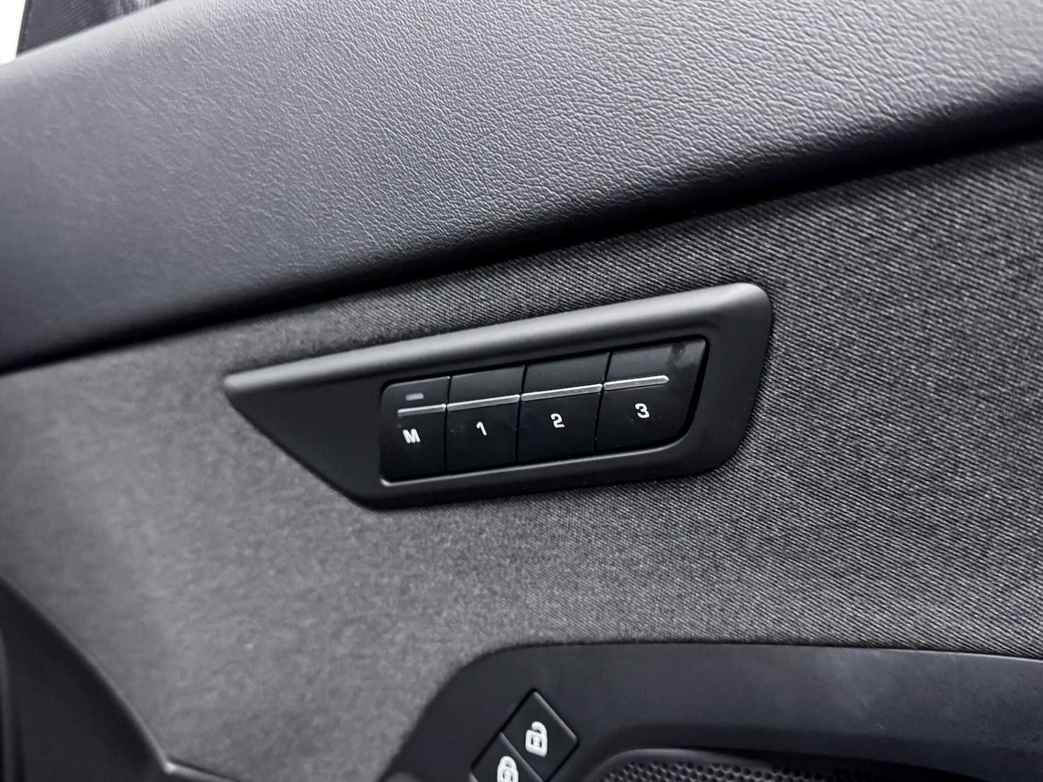 Used Jaguar E-Pace 2021 for sale - 76423235: Photo 16