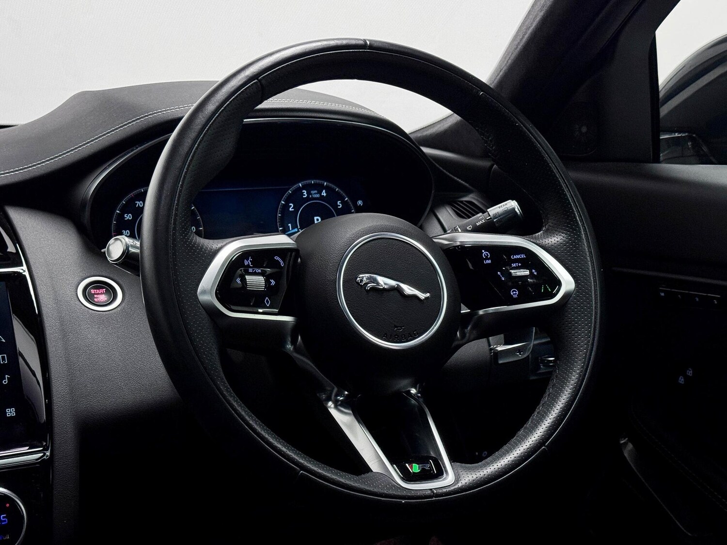 Used Jaguar E-Pace 2021 for sale - 76423235: Photo 35