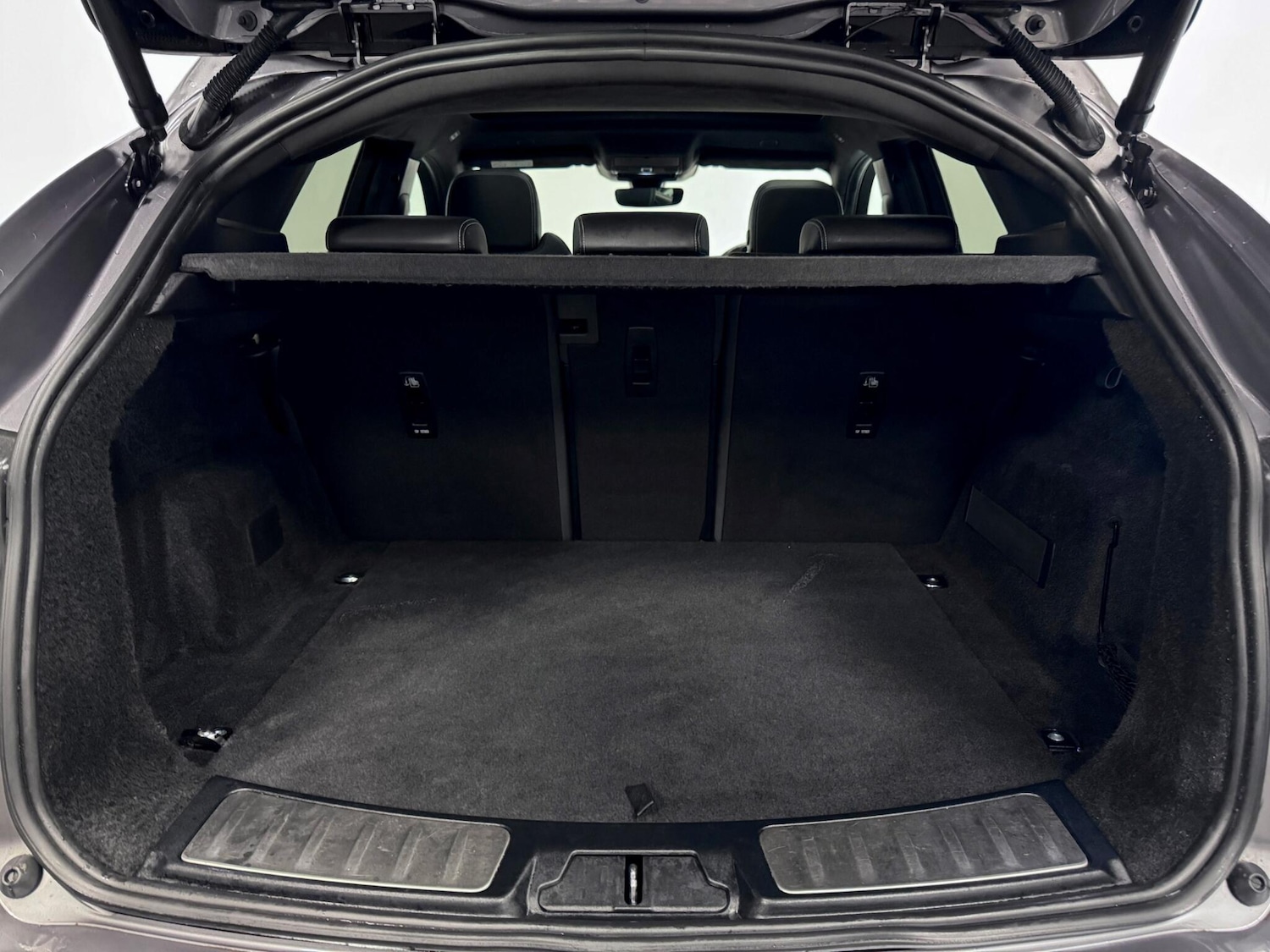 Used Jaguar E-Pace 2021 for sale - 77254683: Photo 12