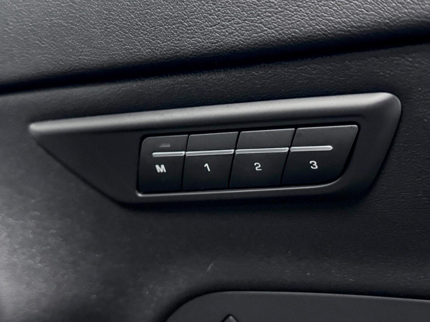 Used Jaguar E-Pace 2021 for sale - 77254683: Photo 16